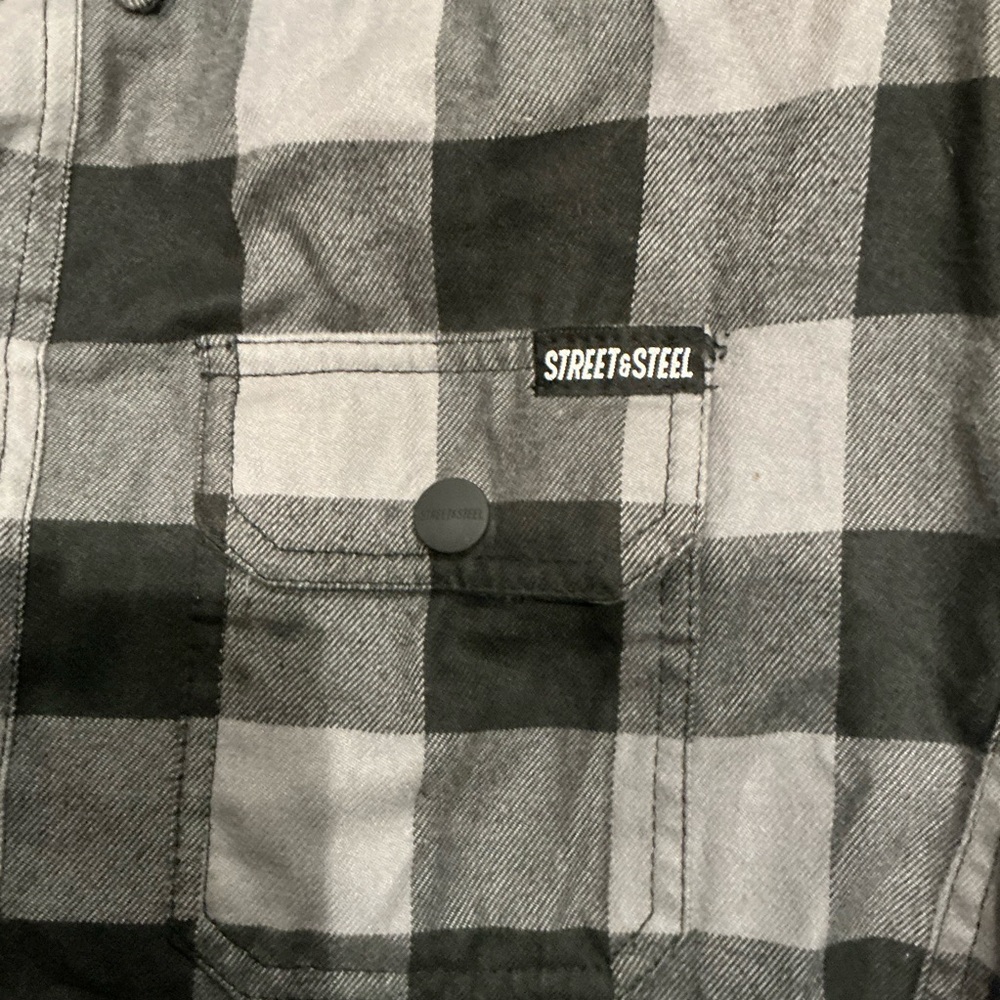 Street & Steel Black & Gray Plaid Button-Down Shirt - Picture 4 of 16